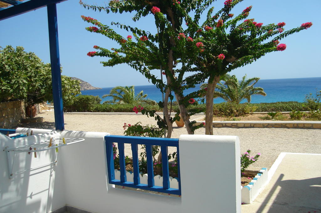 אמופי Ardani Bay Studios חדר תמונה